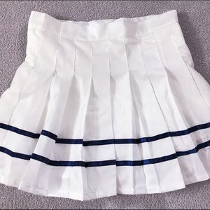 Kawaii Pleated Tennis Skirt With Navy Stripes